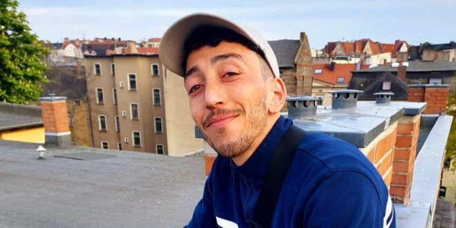 Loupalou rend hommage à son fils avec \'\'JONY\'\' CLIP OFFICIEL)