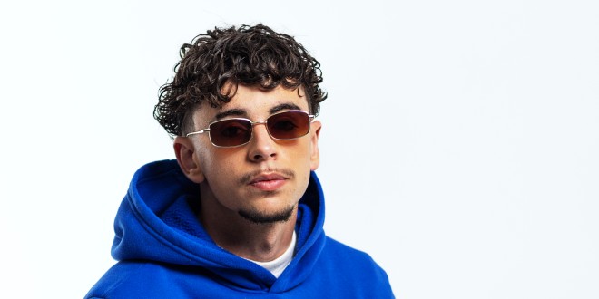 Lil Purpx frappe fort avec l\'excellent \'\'Regarde-moi\'\'