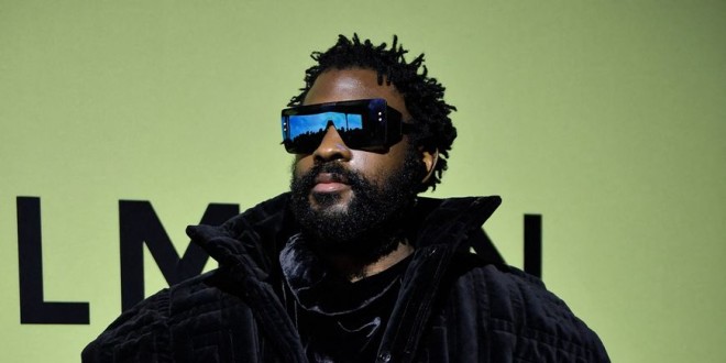 Damso balance un premier extrait de son nouveau projet \'\'BĒYĀH\'\'