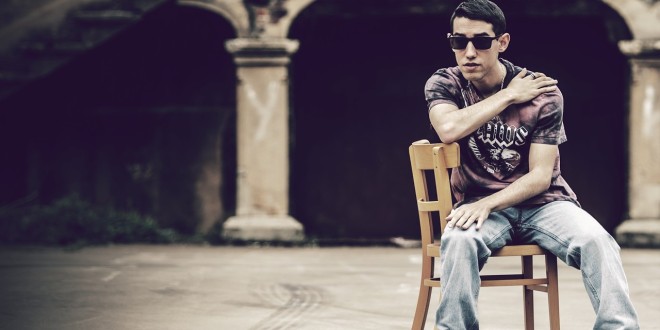 X.irda enrichit son univers avec son nouveau single \"Waiting for you\" (Clip Officiel)