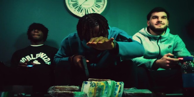 Naheezy frappe fort avec \"COCAINA\" et confirme son ascension