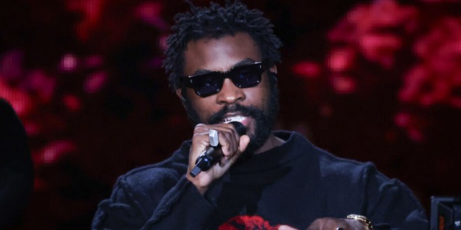 Damso dévoile le seul featuring qui sera présent sur son album \"BĒYĀH\"